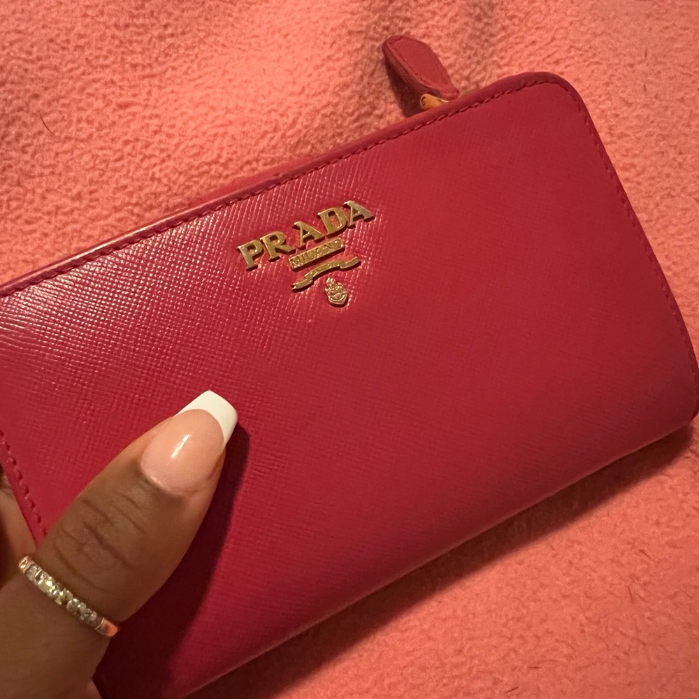 Prada wallet - Picture 2 of 6